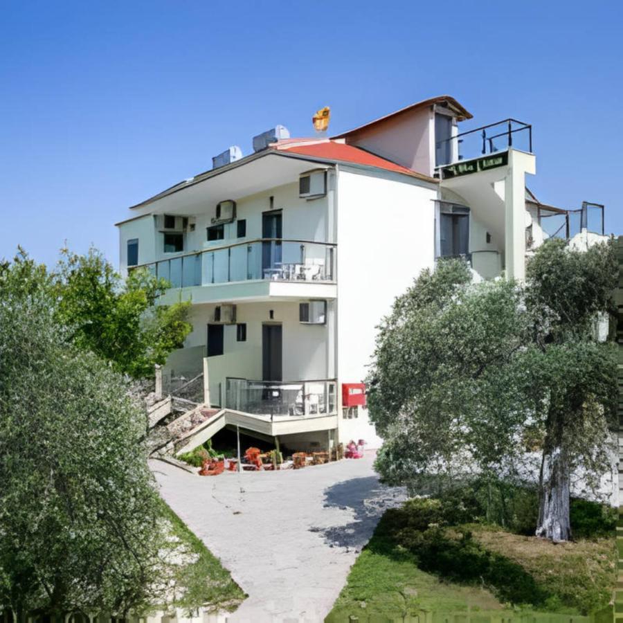 Villa Elista Astris Buitenkant foto