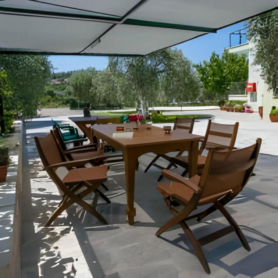 Villa Elista Astris Buitenkant foto